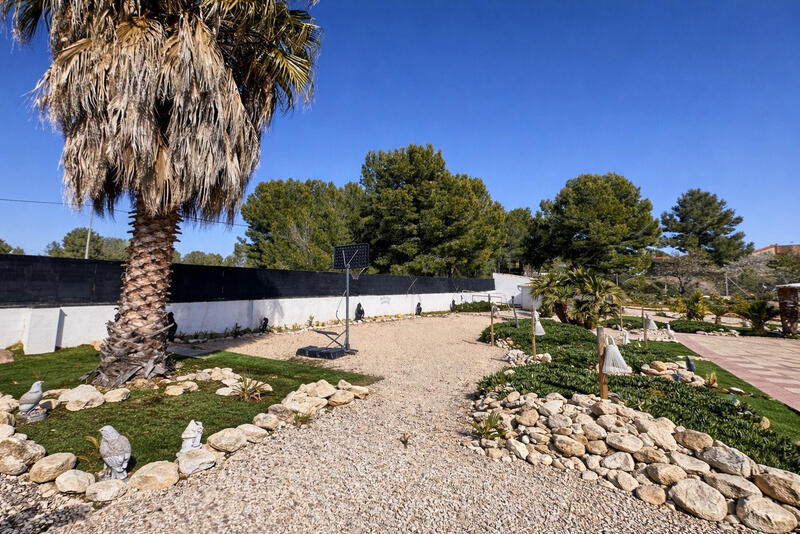 8 Cuarto Villa en venta