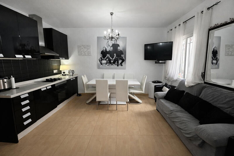 8 Cuarto Villa en venta