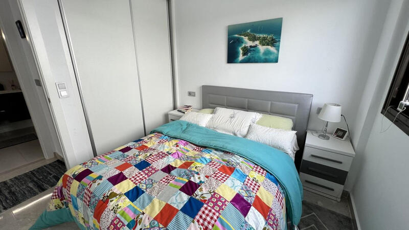 3 slaapkamer Gezinswoning Te koop