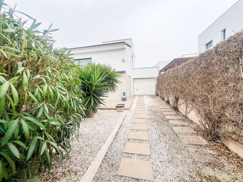 2 bedroom Villa for sale