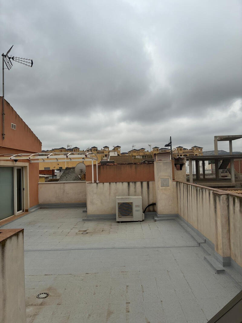 3 slaapkamer Gezinswoning Te koop