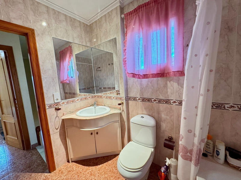 3 Cuarto Villa en venta