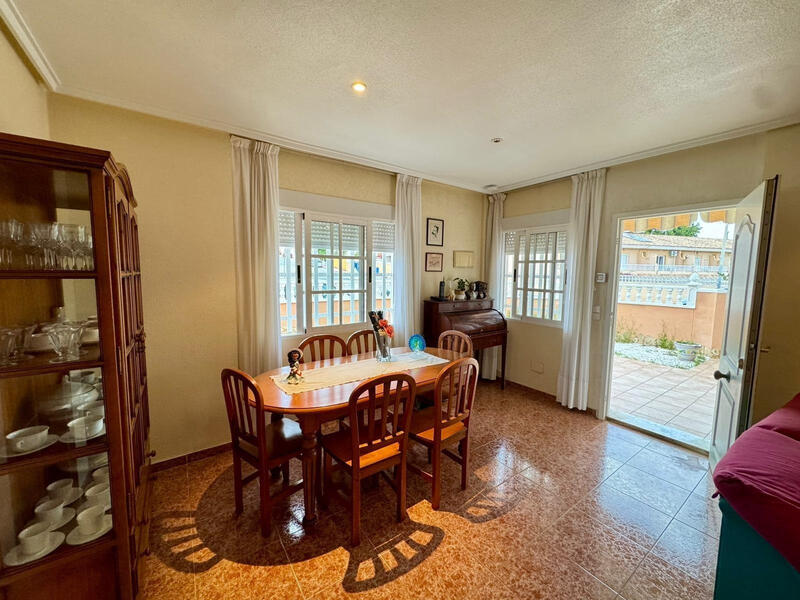 3 Cuarto Villa en venta