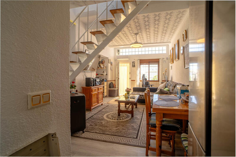 2 Schlafzimmer Stadthaus zu verkaufen