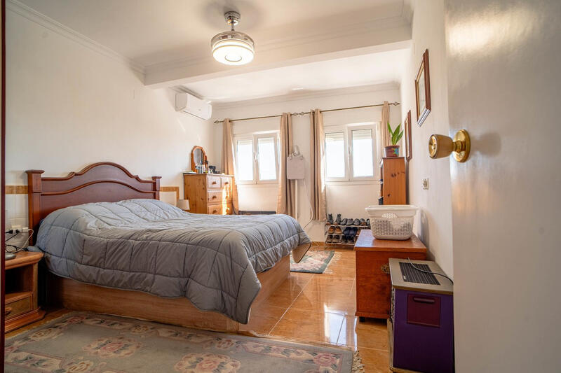 2 Schlafzimmer Stadthaus zu verkaufen