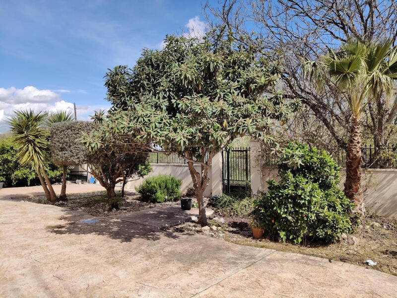 6 bedroom Country House for sale