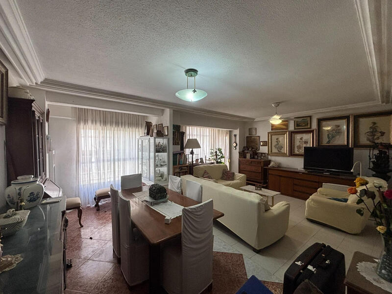 2 slaapkamer Appartement Te koop