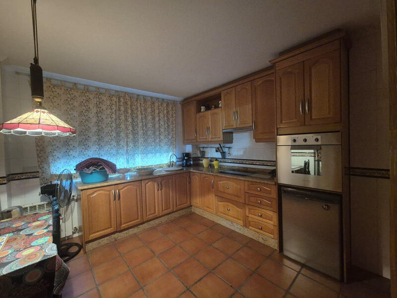 3 Schlafzimmer Landhaus zu verkaufen