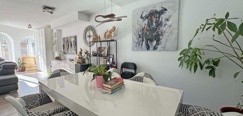 2 bedroom Townhouse for sale 2 bedroom Townhouse for sale