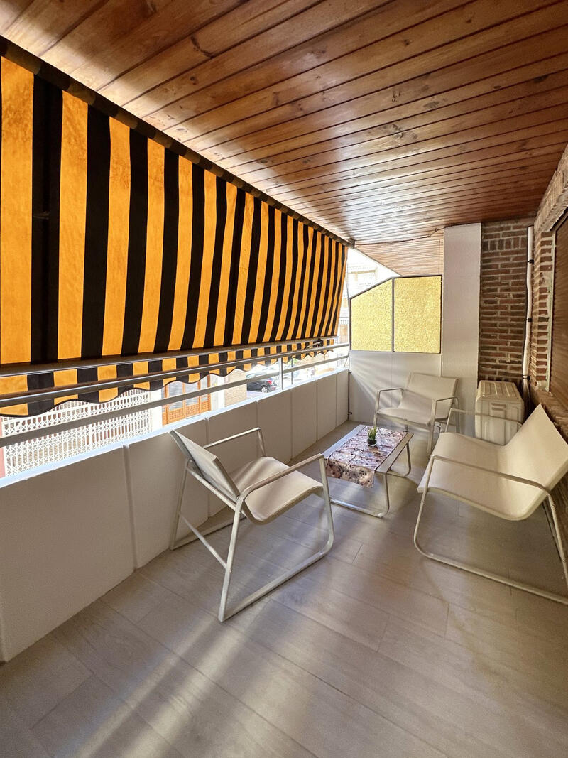 2 slaapkamer Appartement Te koop