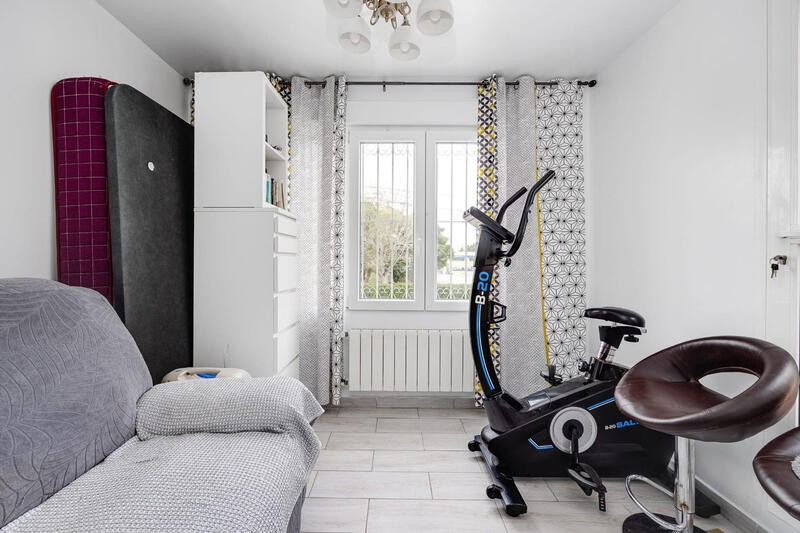 3 bedroom Townhouse for sale