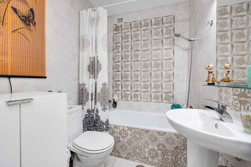 3 bedroom Townhouse for sale