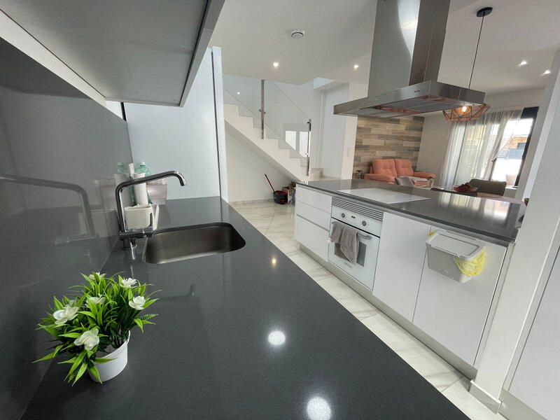 3 Cuarto Villa en venta