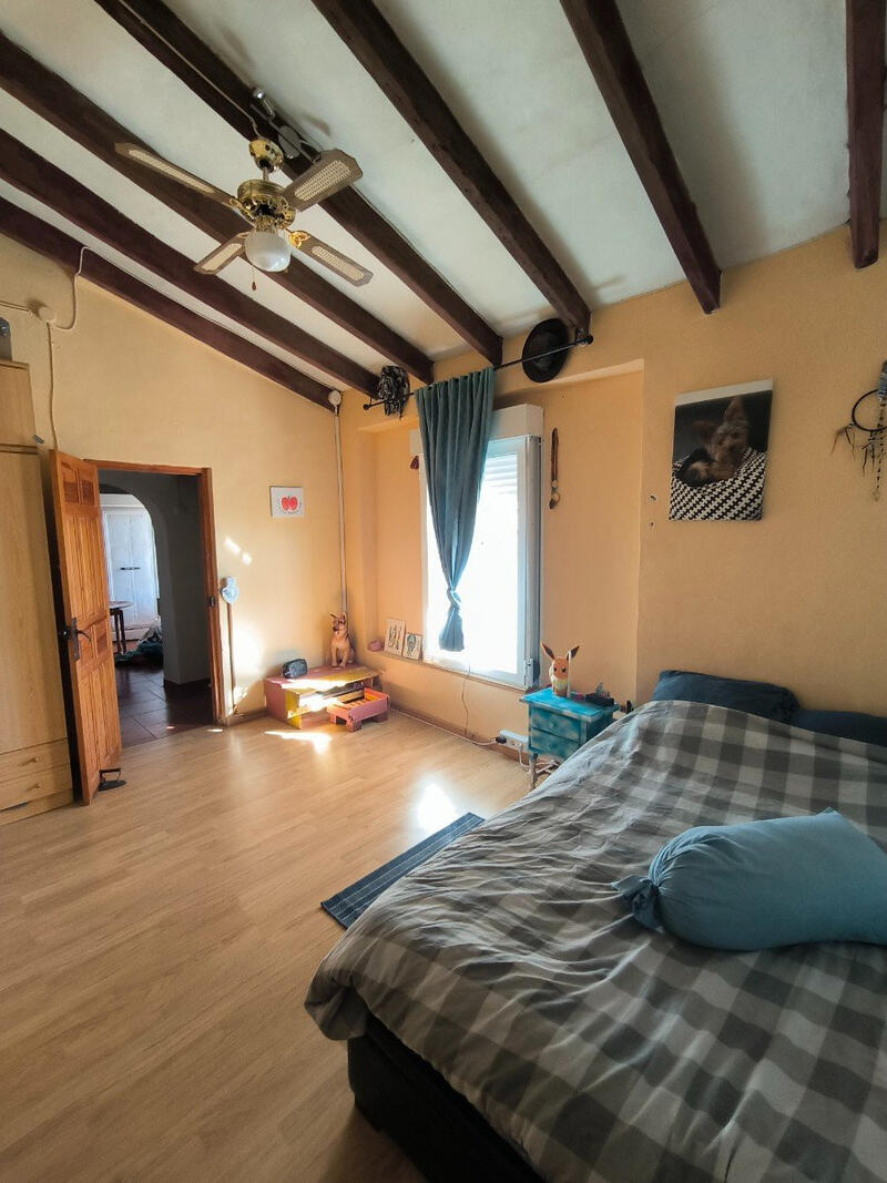 5 bedroom Country House for sale