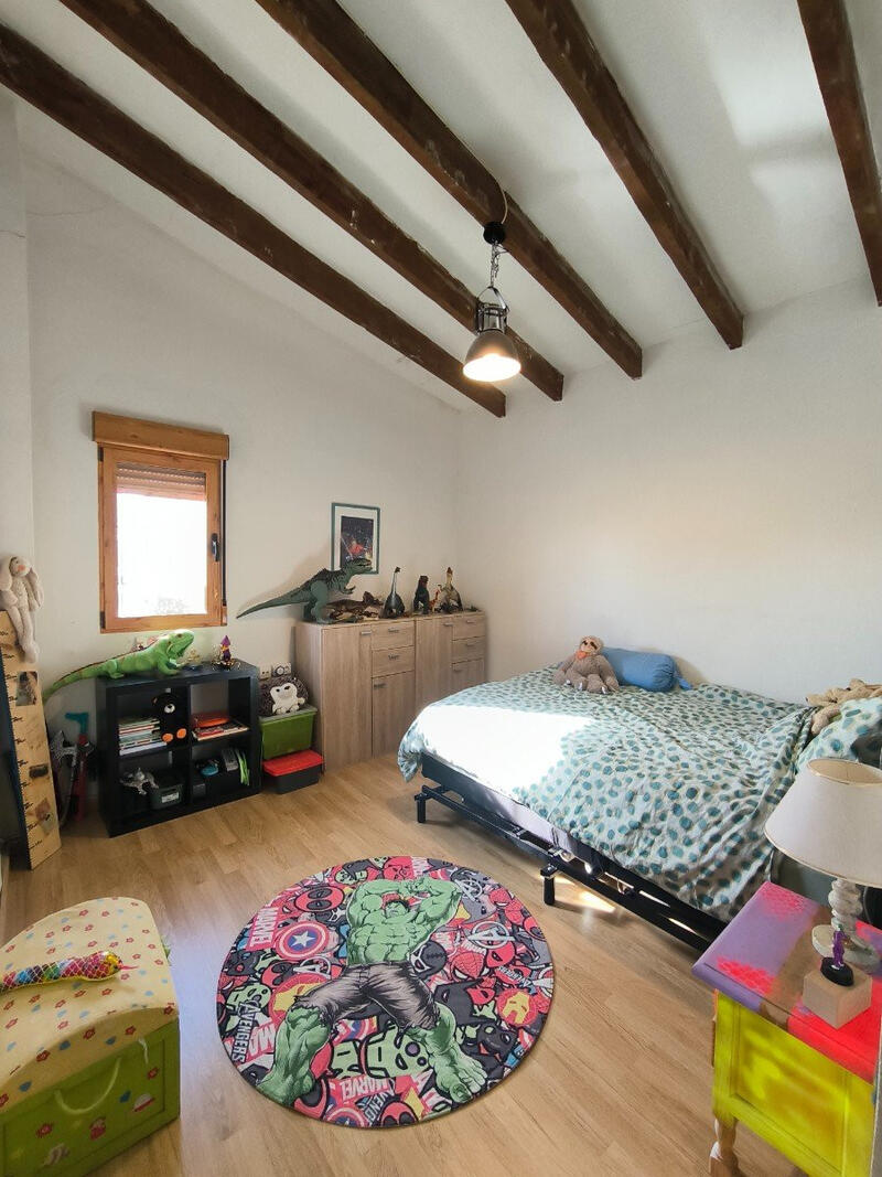 5 bedroom Country House for sale