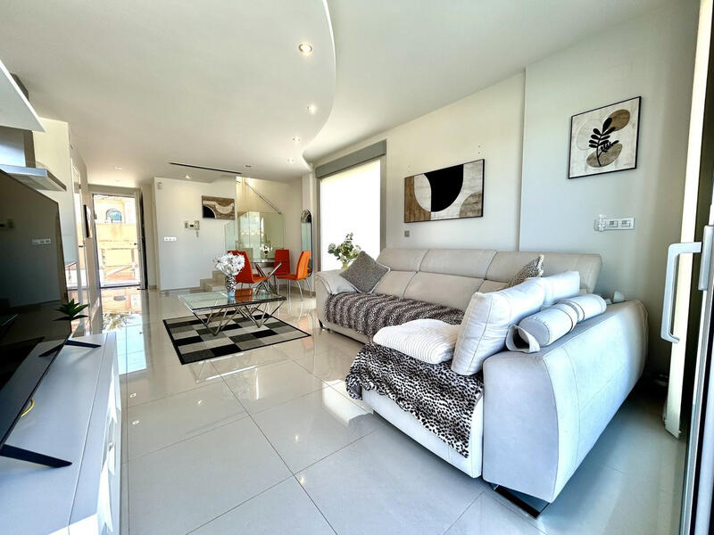 3 bedroom Villa for sale