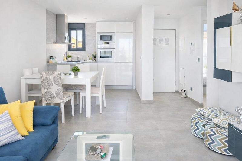 2 bedroom Apartment for sale