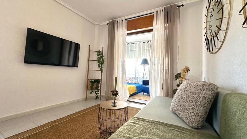 1 bedroom Apartment for sale