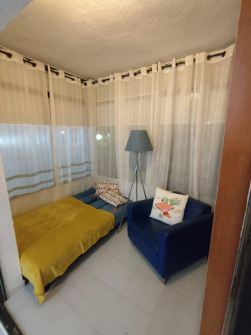 1 спальная комната квартира продается