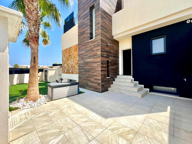 4 bedroom Villa for sale