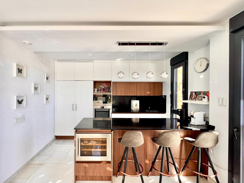 4 bedroom Villa for sale