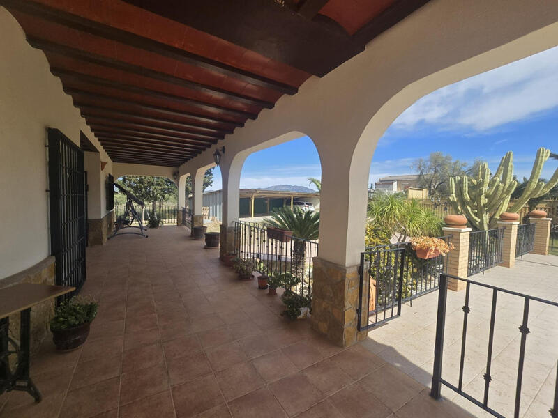 5 soveværelse Villa til salg 5 soveværelse Villa til salg