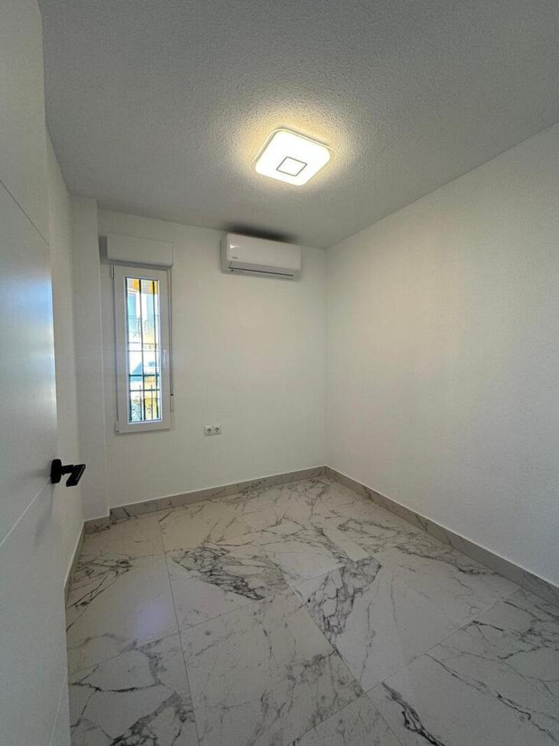 3 bedroom Apartment for sale 3 bedroom Apartment for sale