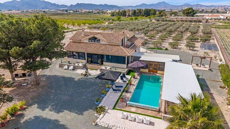 Деревенский Дом продается в El Esparragal, Murcia