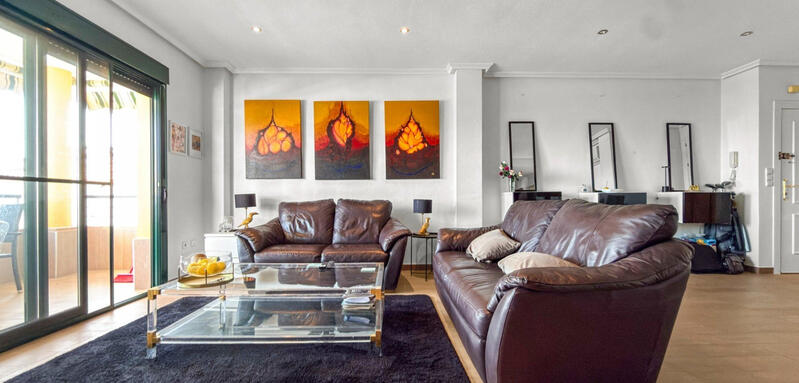 2 спальная комната квартира продается