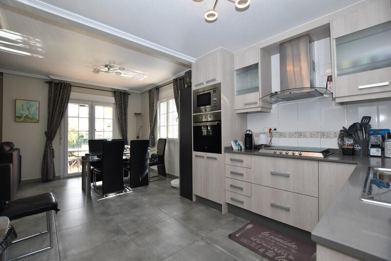 3 sovrum Villa till salu