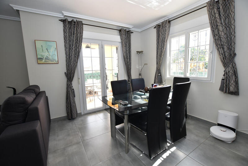 3 sovrum Villa till salu