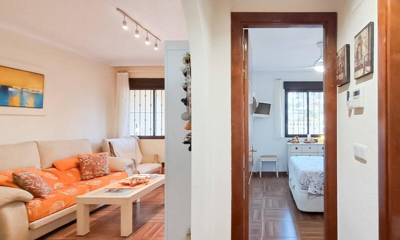 2 спальная комната квартира продается