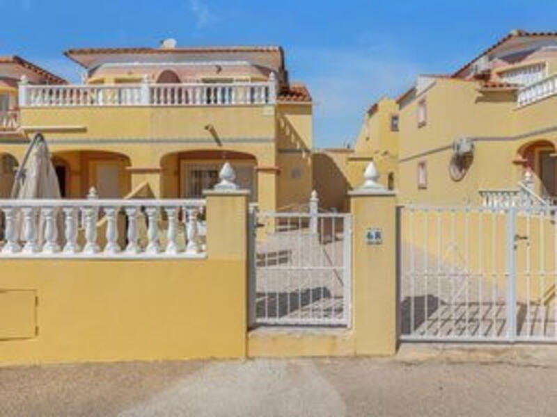 2 bedroom Villa for sale