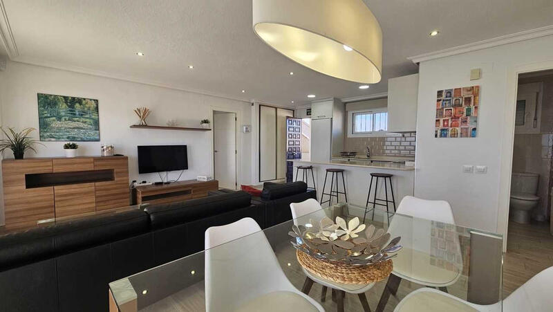 3 slaapkamer Appartement Te koop 3 slaapkamer Appartement Te koop