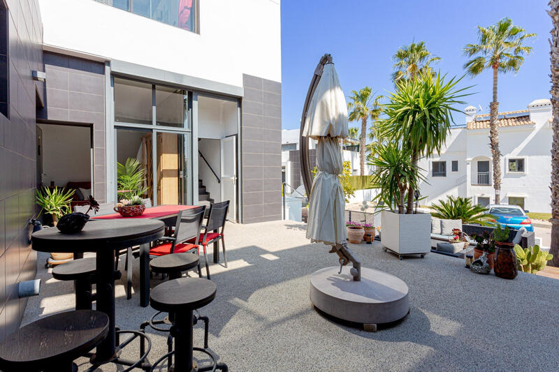 2 bedroom Villa for sale 2 bedroom Villa for sale