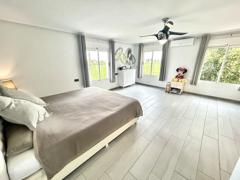 4 sovrum Villa till salu