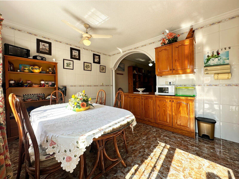 3 soverom Rekkehus til salgs 3 soverom Rekkehus til salgs