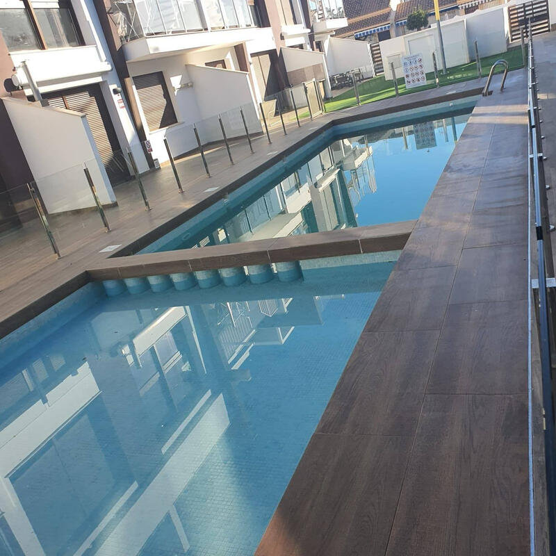 2 slaapkamer Villa Te koop 2 slaapkamer Villa Te koop