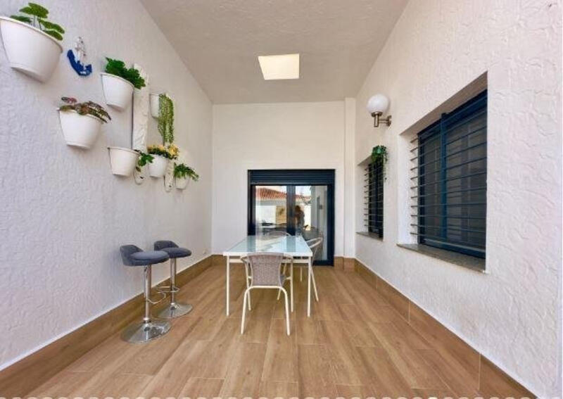 4 soverom Villa til salgs 4 soverom Villa til salgs