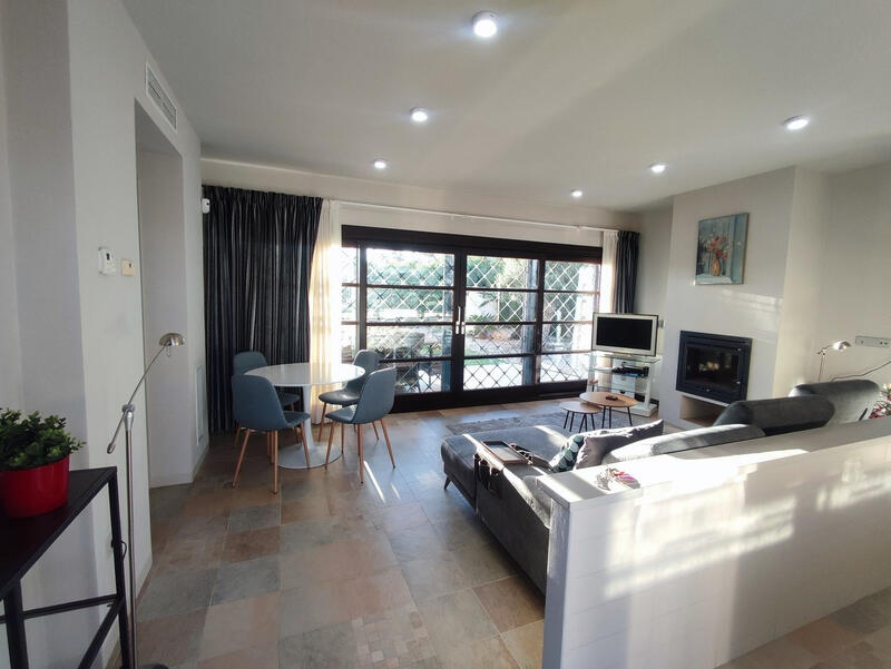 3 спальная комната вилла продается