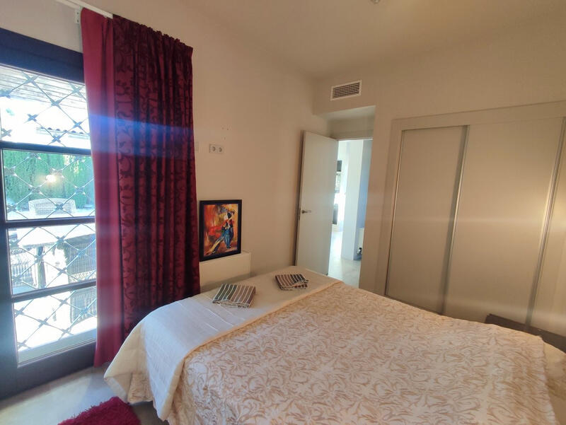 3 спальная комната вилла продается