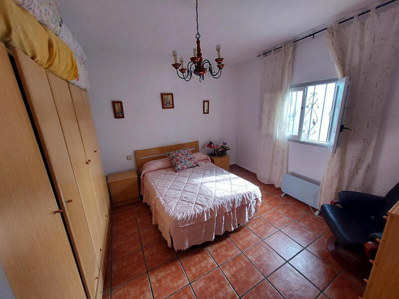 3 bedroom Country House for sale
