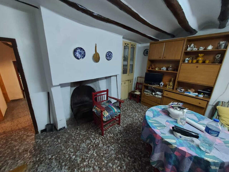 8 bedroom Country House for sale