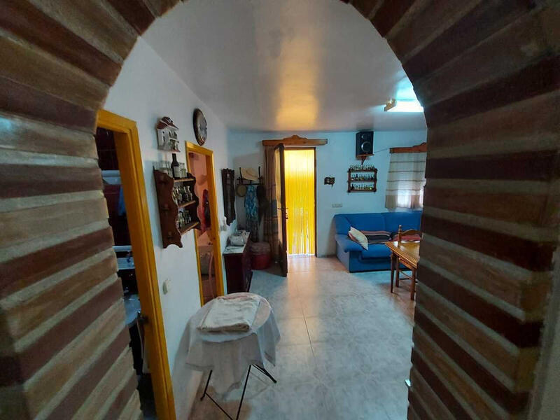 2 bedroom Country House for sale