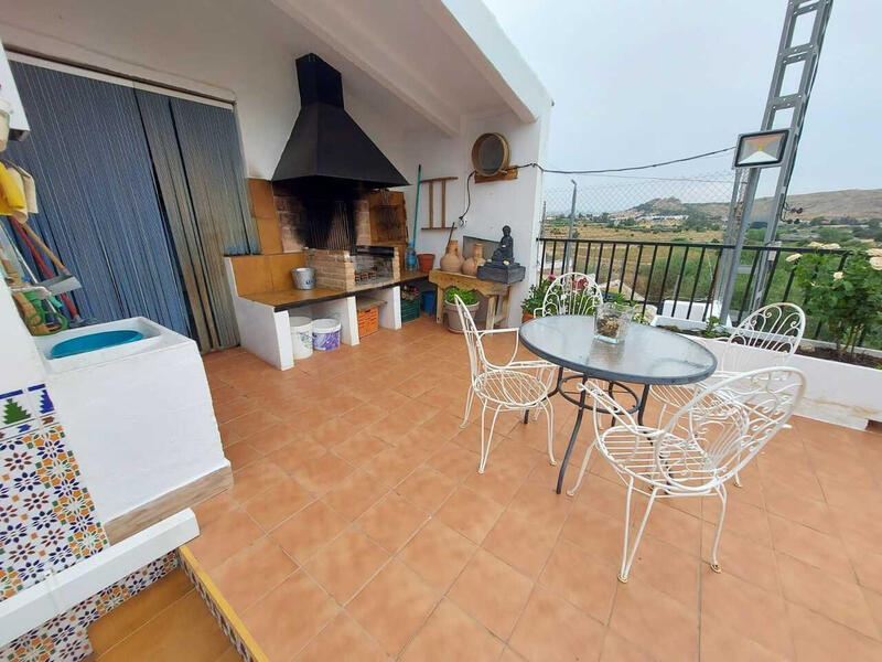 2 bedroom Country House for sale