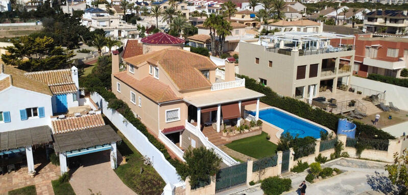 5 bedroom Villa for sale