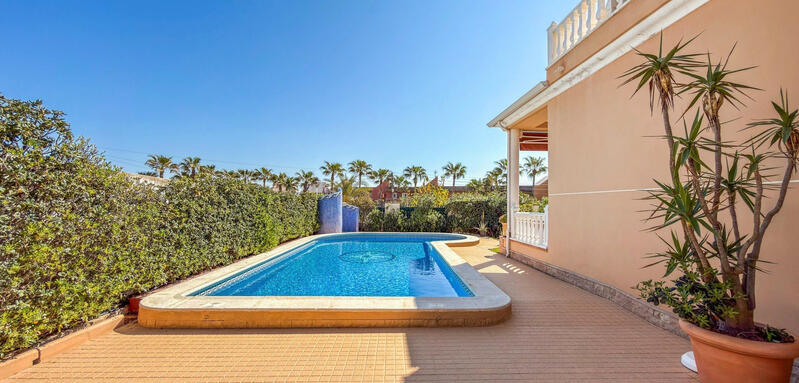 5 bedroom Villa for sale