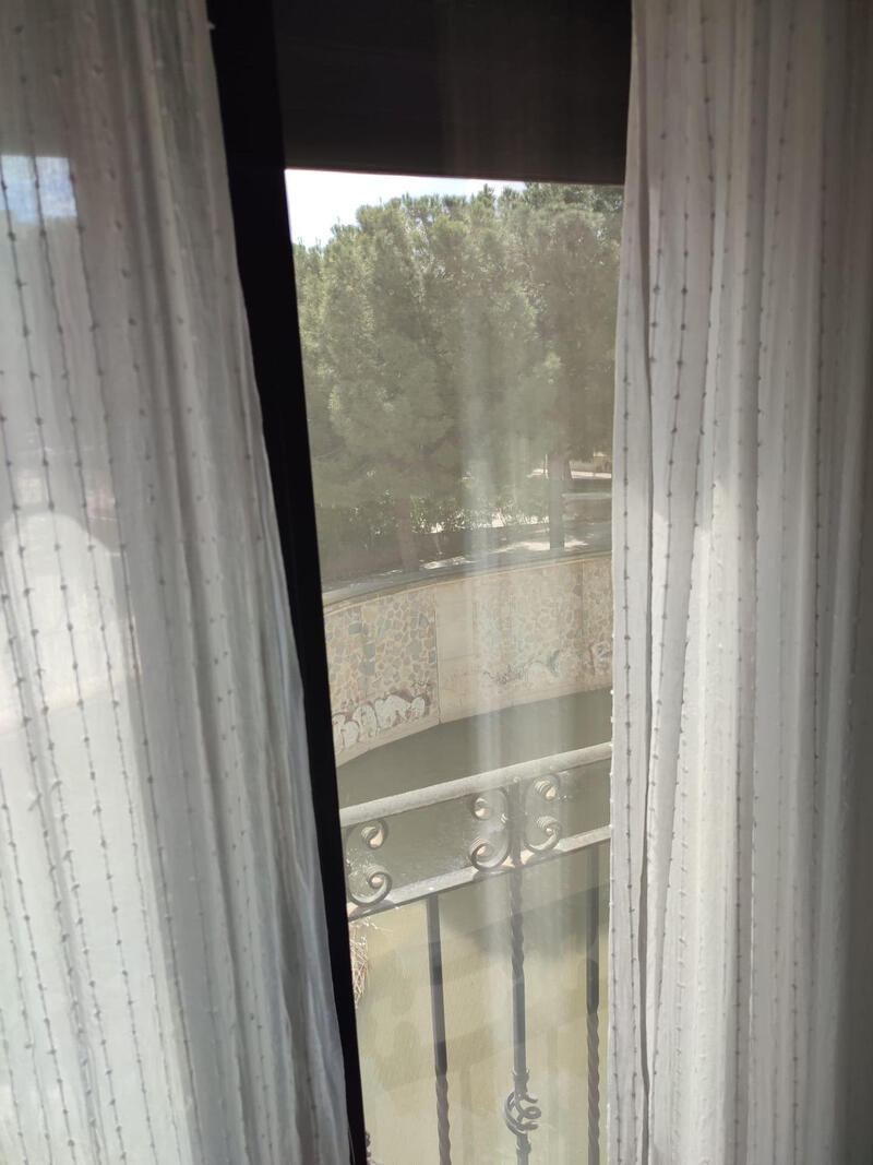 4 bedroom Apartment for sale