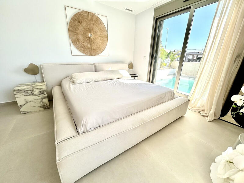 4 bedroom Villa for sale