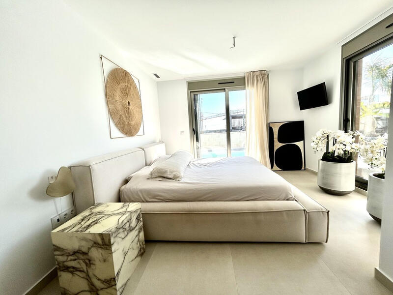 4 bedroom Villa for sale